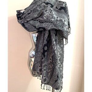 Charter Club Pashmina Scarf Wrap Shawl Black Gray Paisley Fringe Wool Silk